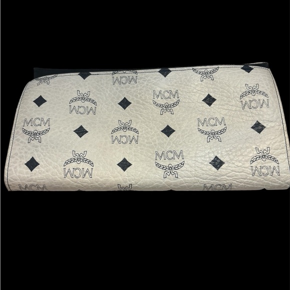 MCM White/Black Visetos Leather Travel Jewelry Pouch - Picture 2 of 4